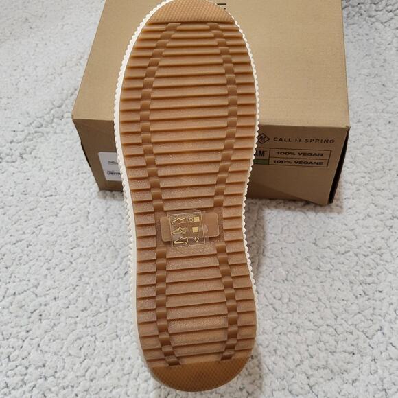 NEW VCall It Spring Women's Sallyy Sneaker Bone Size  8.5 - Picture 6 of 8